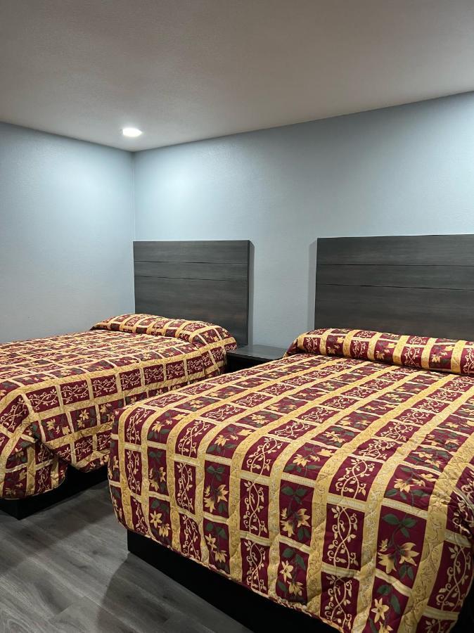 Travel Inn גילרוי מראה חיצוני תמונה