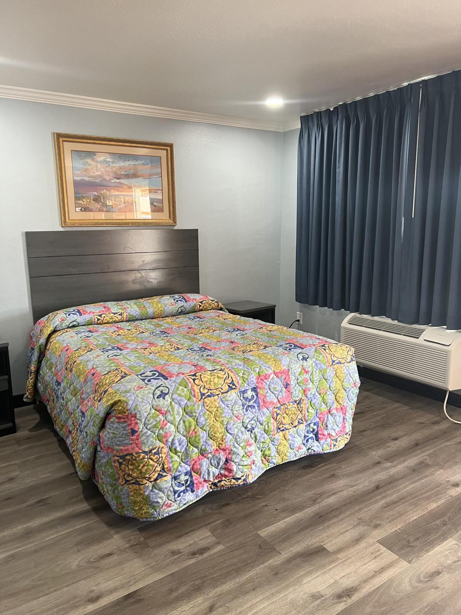 Travel Inn גילרוי מראה חיצוני תמונה